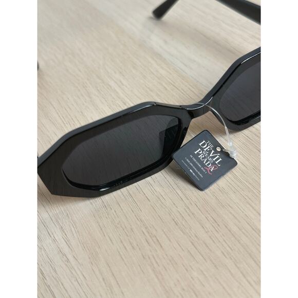 Limited The Devil Wears Prada 2 Sunglasses - New main image 5